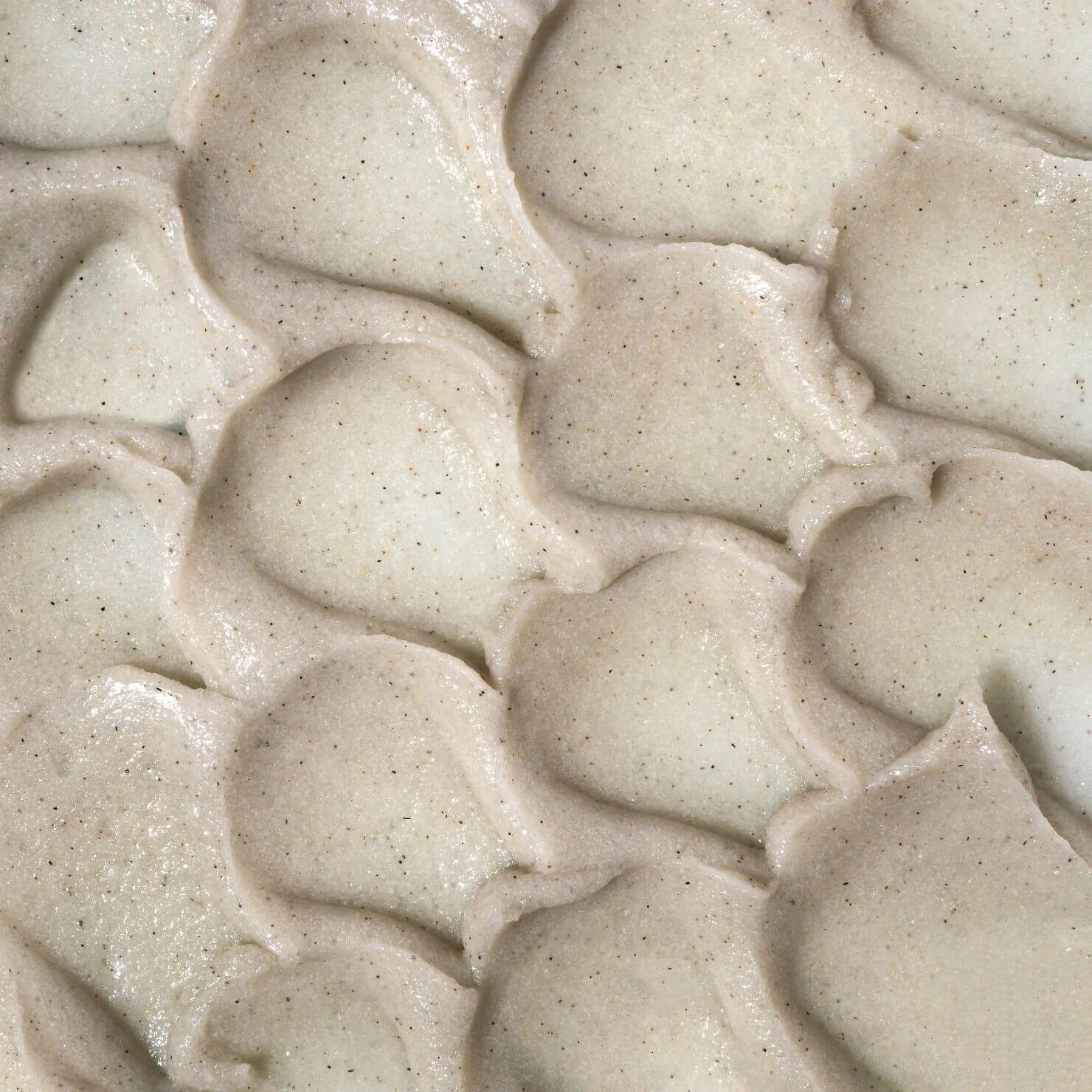 Mini KP Body Bumps Be Gone Clarifying Body Scrub - Image 3