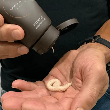 VITAMAN – Organic Face Scrub For Men 100ml - Image 4